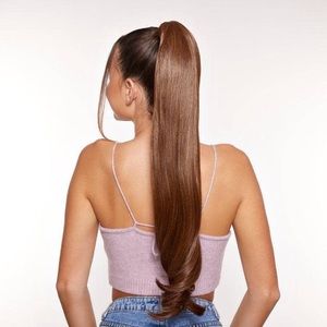 INH Brit Ponytail - mixed brown